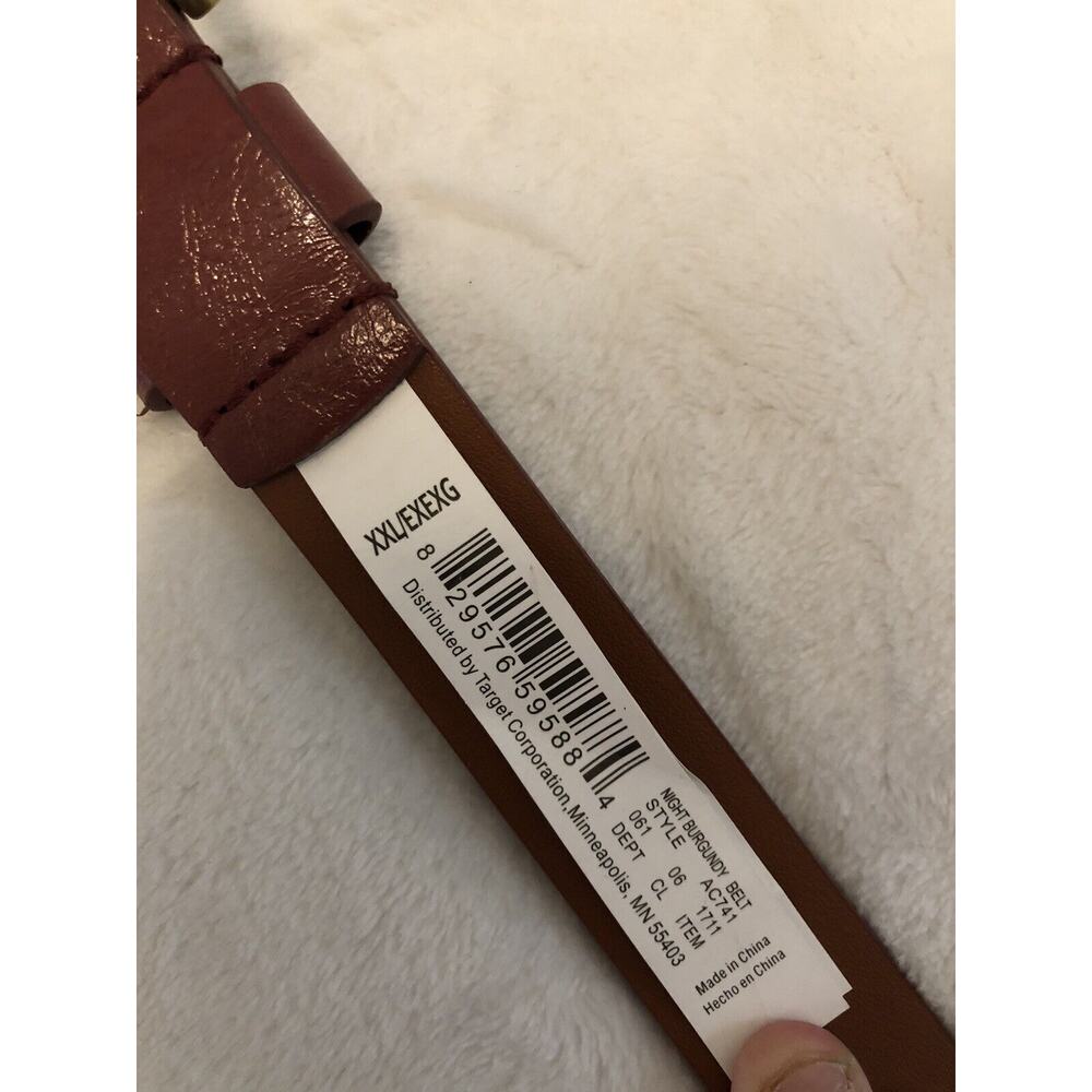 Universal Thread Womens Belt XXL Burgundy Buckle Faux Leather Horseshoe NEW - Picture 3 of 10